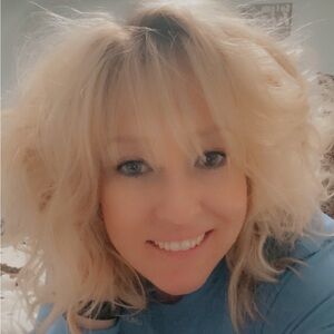 Meet your Posher, Sloan